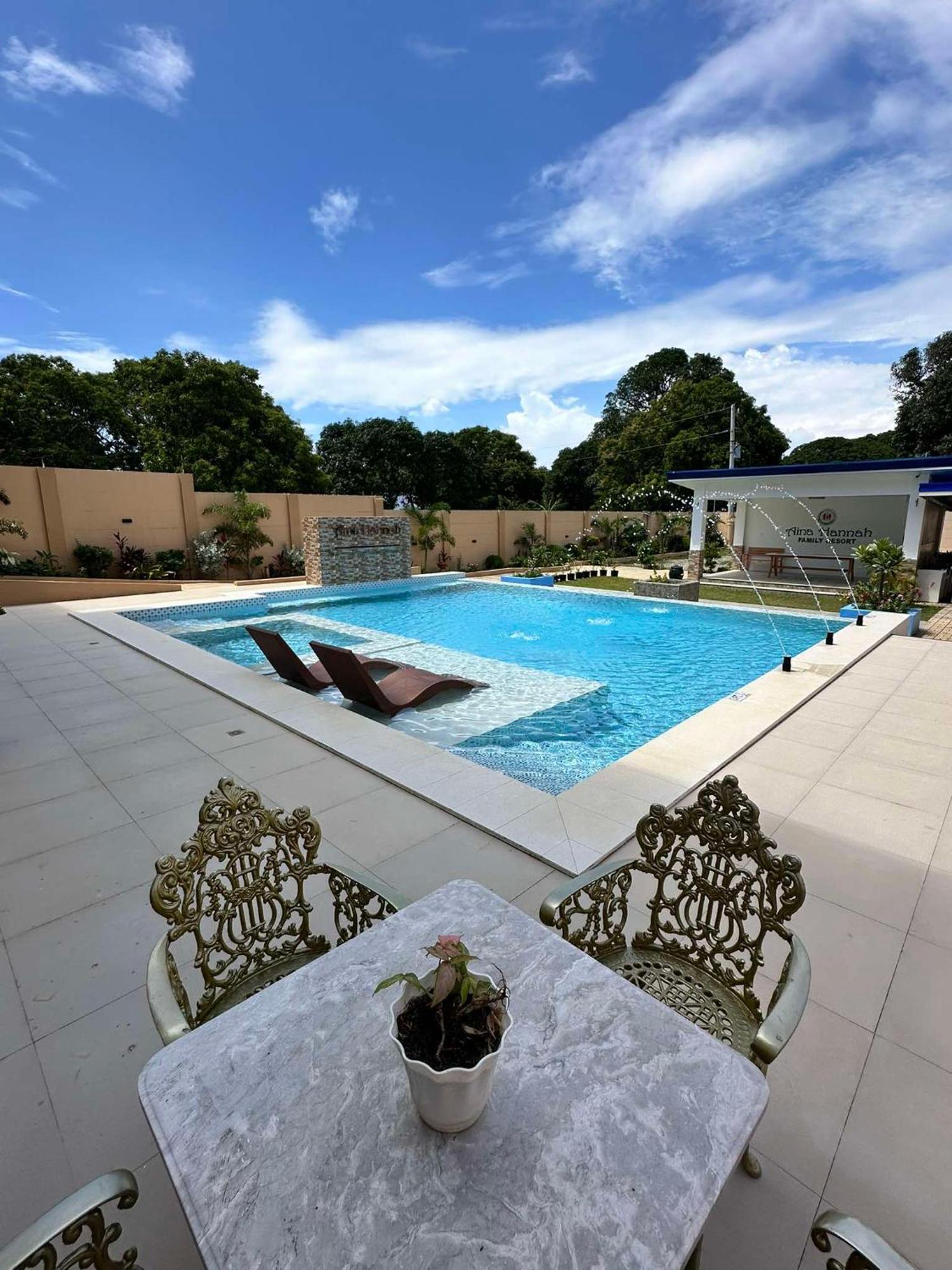 Aina Hannah Family Resort'S Greek Unit Calatagan Exterior photo