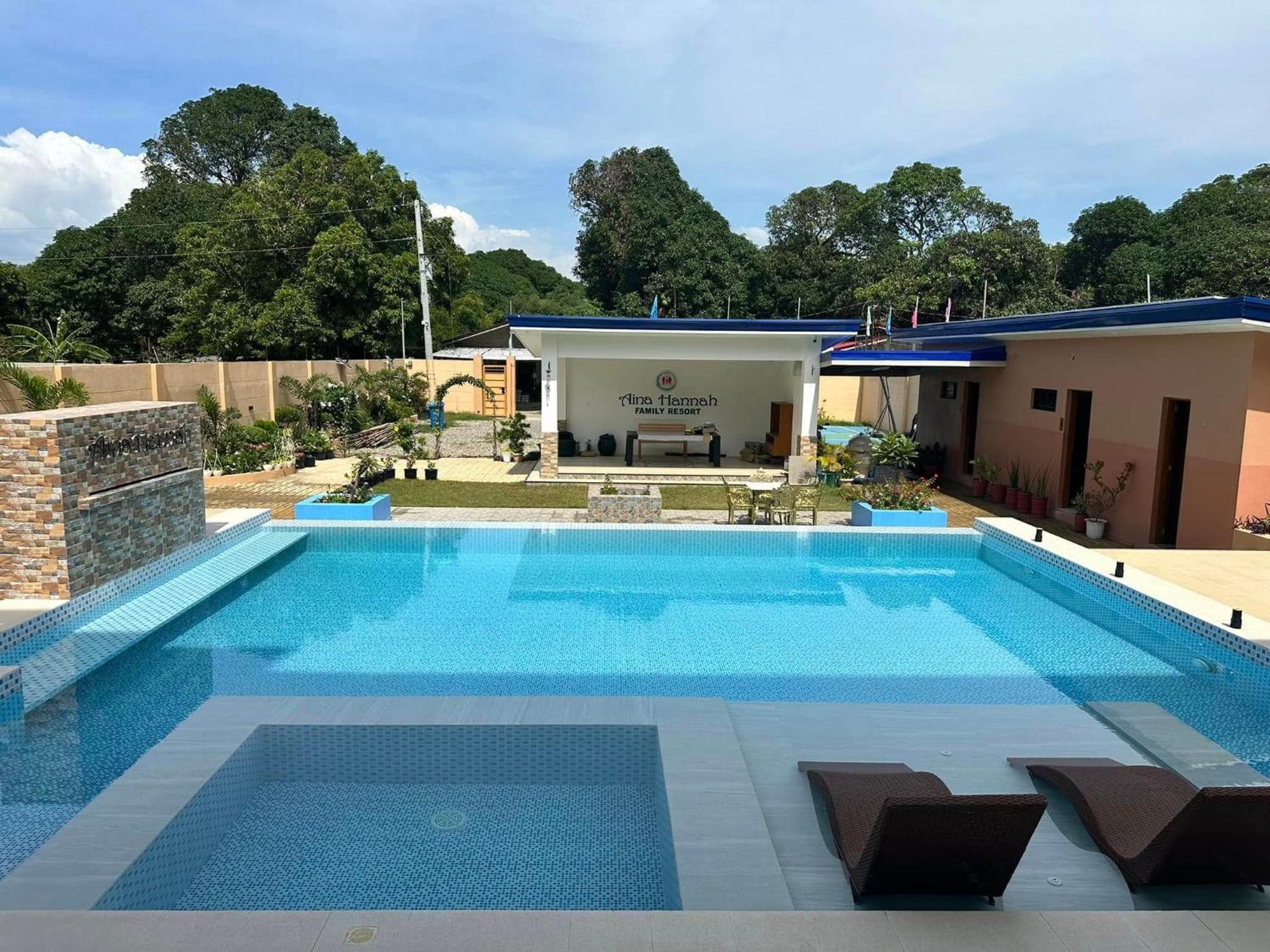 Aina Hannah Family Resort'S Greek Unit Calatagan Exterior photo